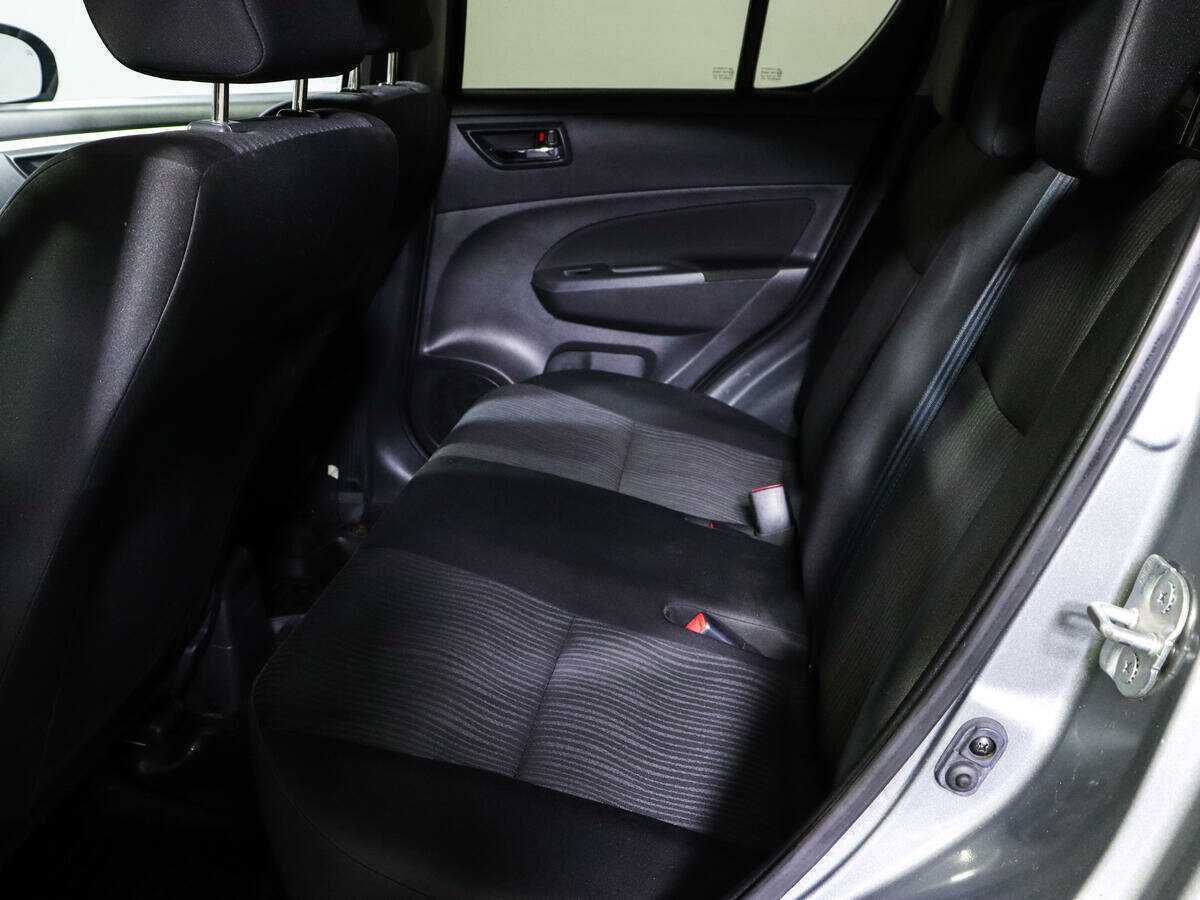 Купить Suzuki Swift с пробегом. Фото: #9