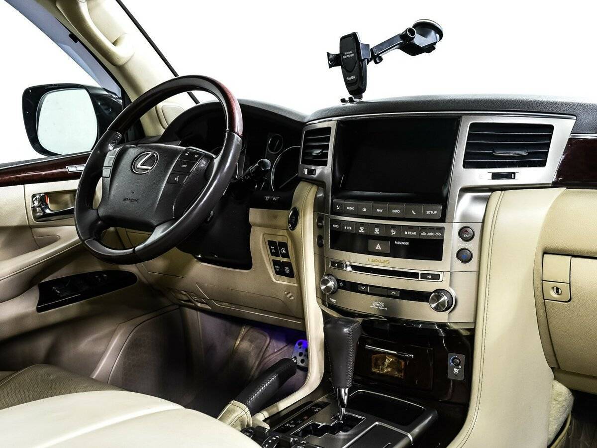 Купить Lexus LX с пробегом. Фото: #8