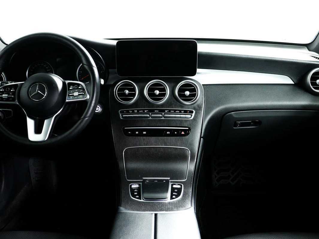Купить Mercedes-Benz GLC с пробегом. Фото: #10