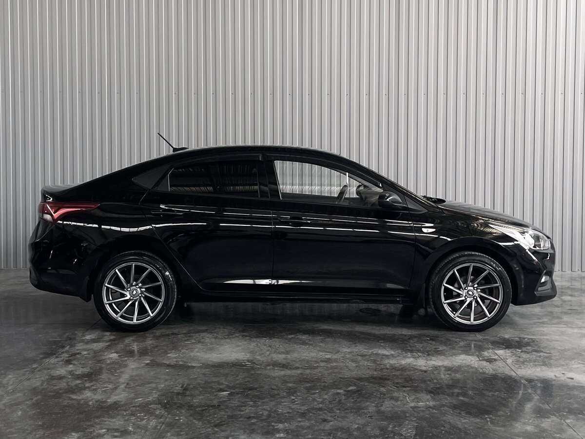 Купить Hyundai Solaris с пробегом. Фото: #3