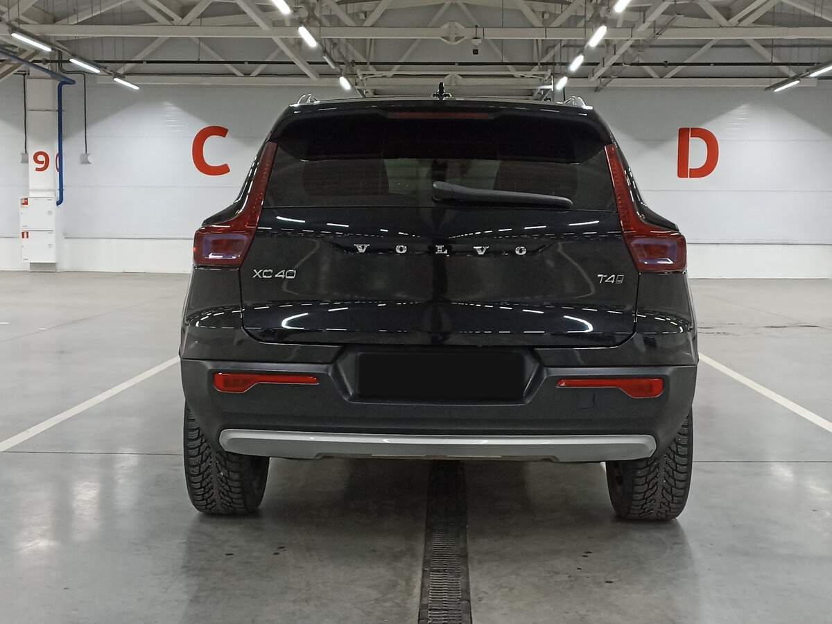 Купить Volvo XC40 с пробегом. Фото: #5