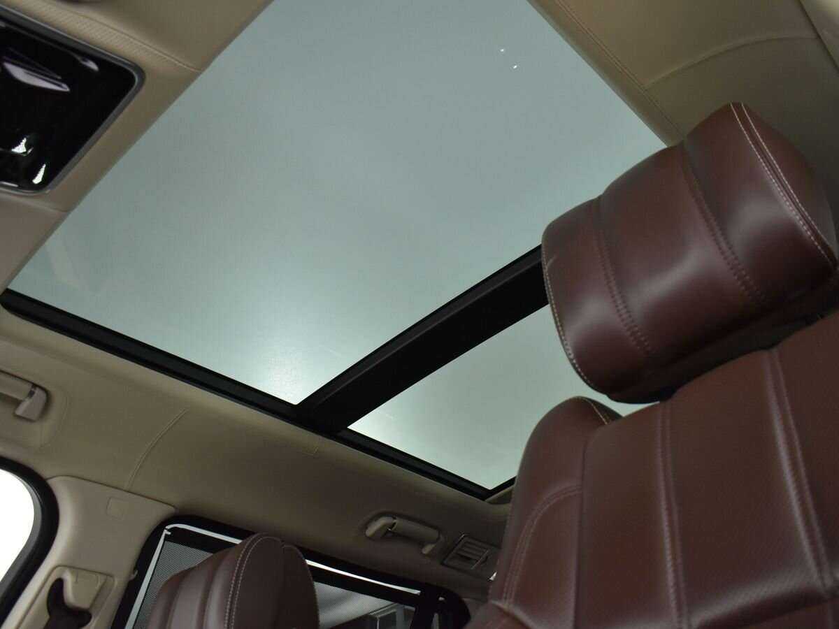Купить Land Rover Range Rover с пробегом. Фото: #10