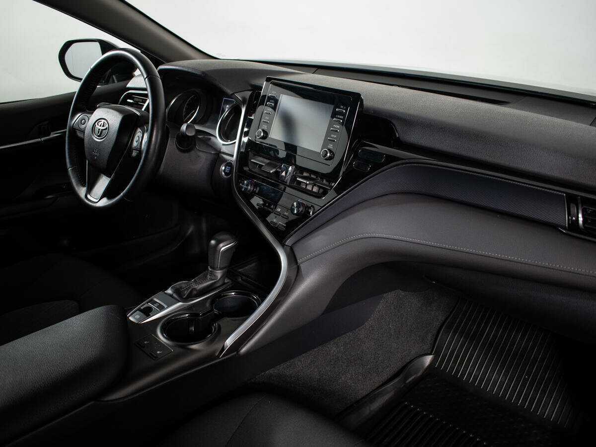 Купить Toyota Camry с пробегом. Фото: #5