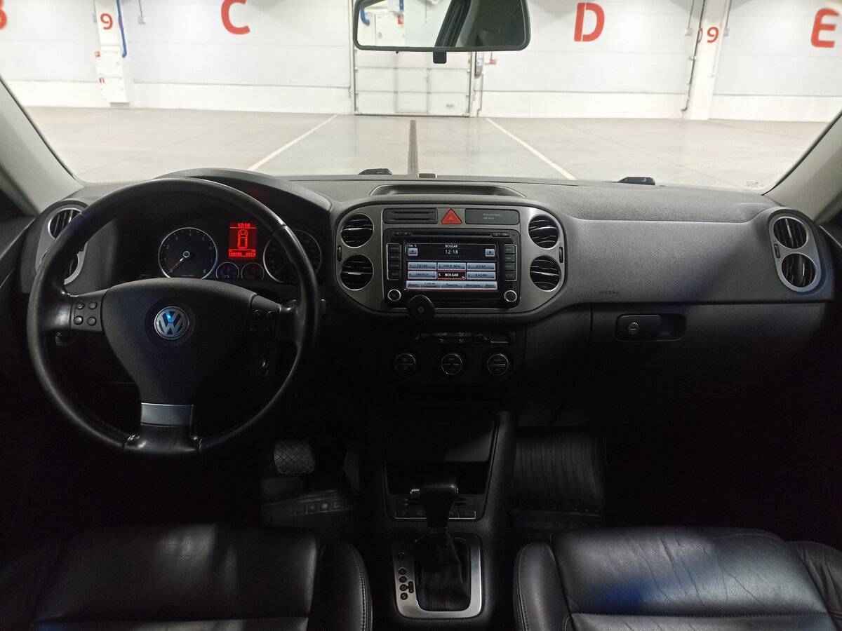 Купить Volkswagen Tiguan с пробегом. Фото: #13