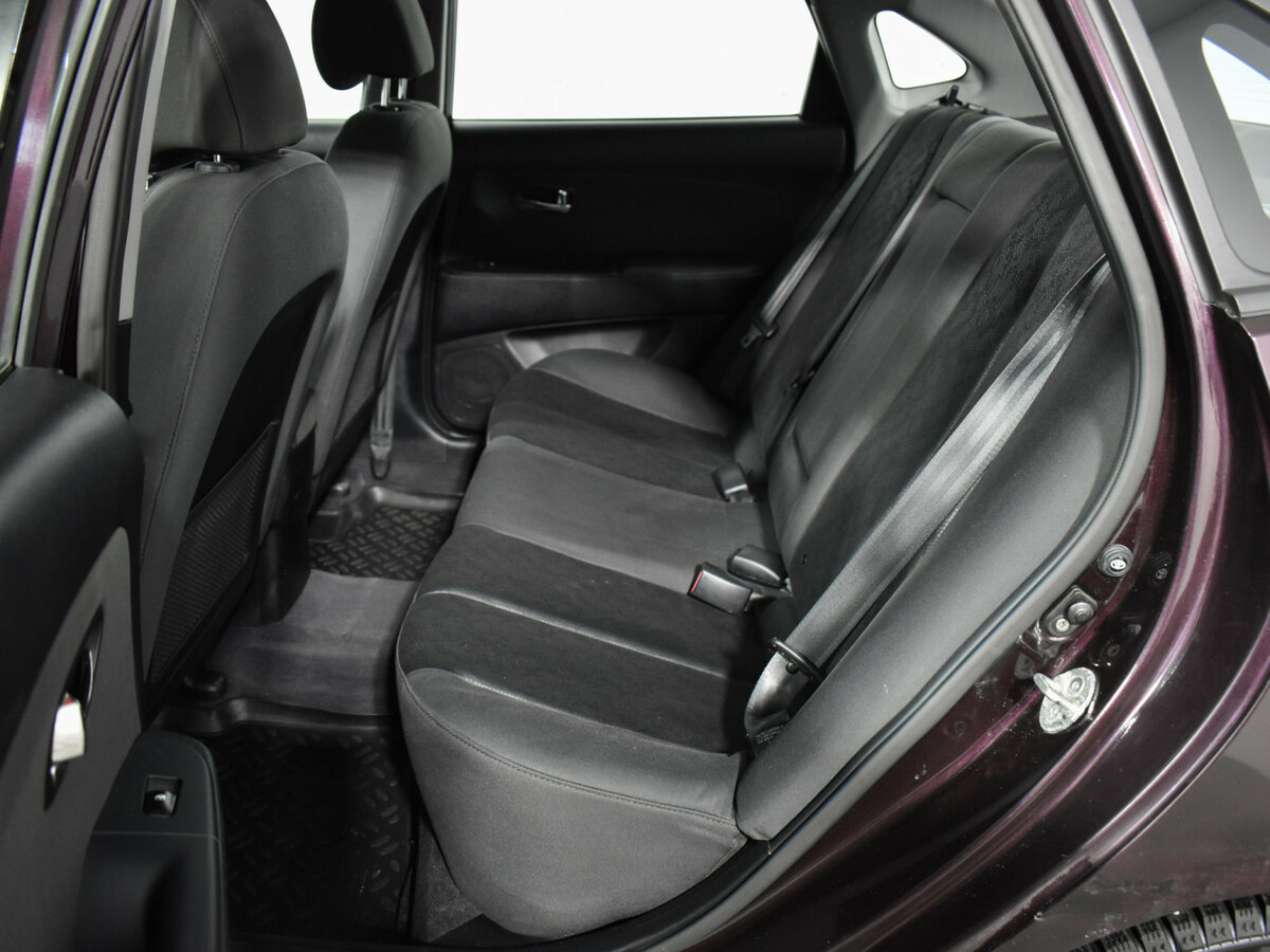 Купить Hyundai Elantra с пробегом. Фото: #10