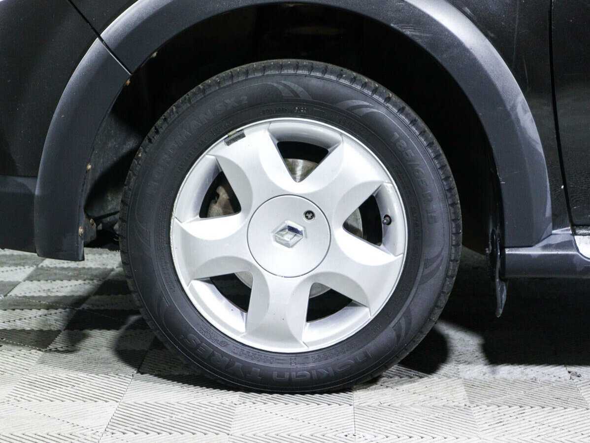 Купить Renault Sandero с пробегом. Фото: #14