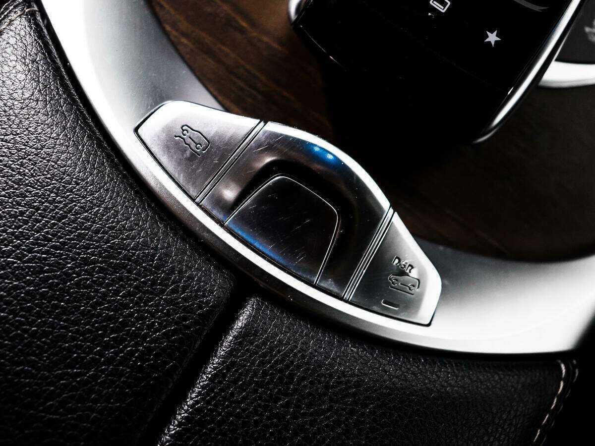 Купить Mercedes-Benz GLC с пробегом. Фото: #12