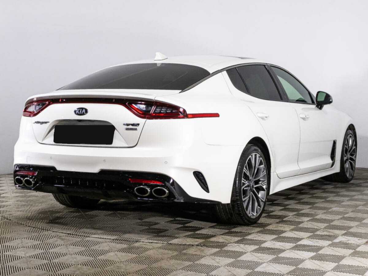 Купить Kia Stinger с пробегом. Фото: #4