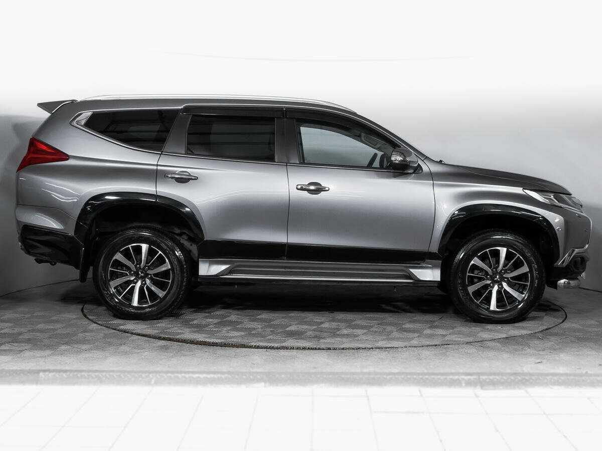Купить Mitsubishi Pajero Sport с пробегом. Фото: #3
