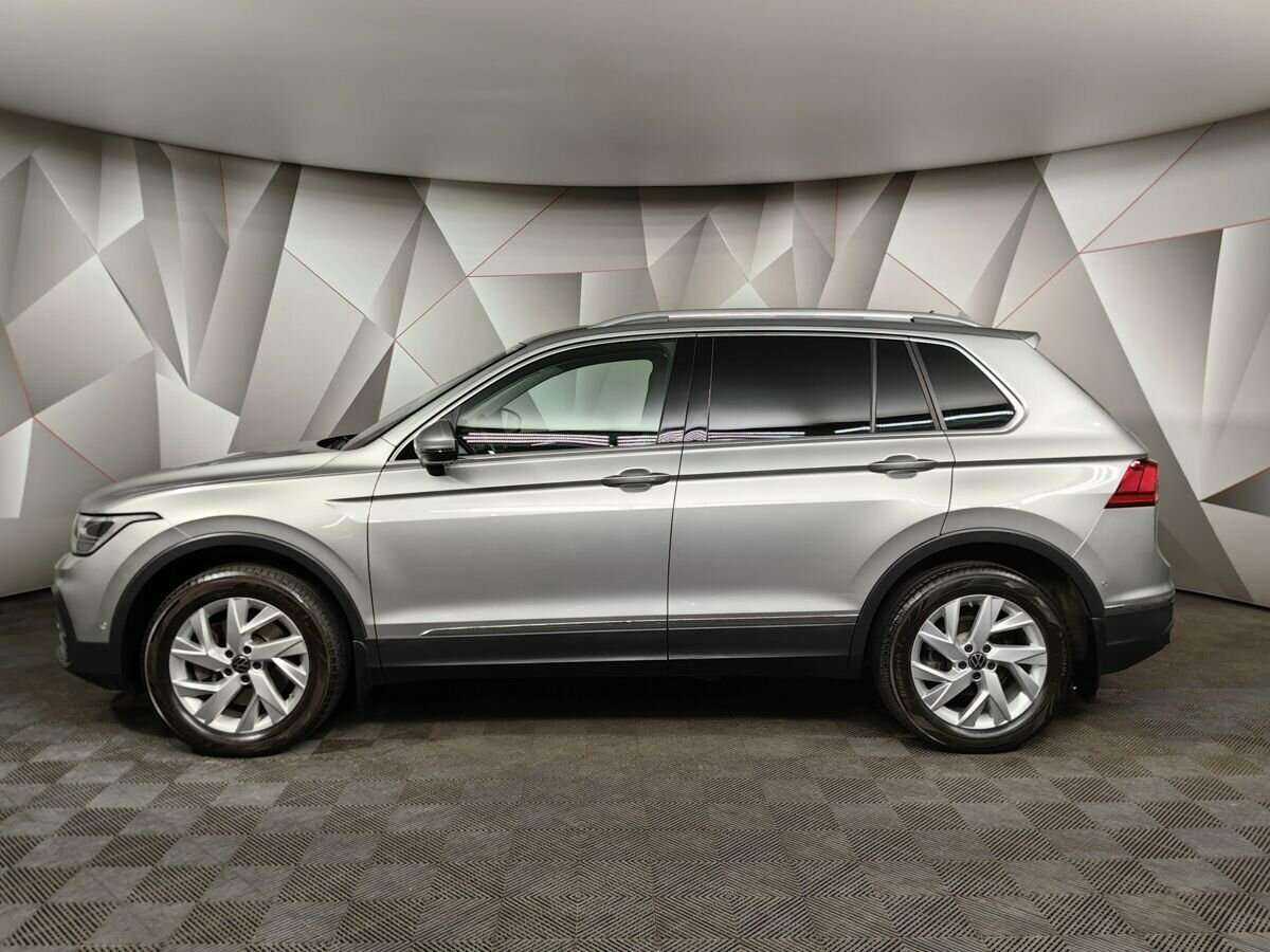 Купить Volkswagen Tiguan с пробегом. Фото: #4
