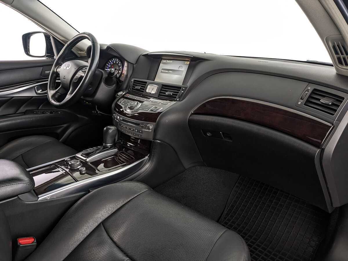 Купить Infiniti Q70 с пробегом. Фото: #8