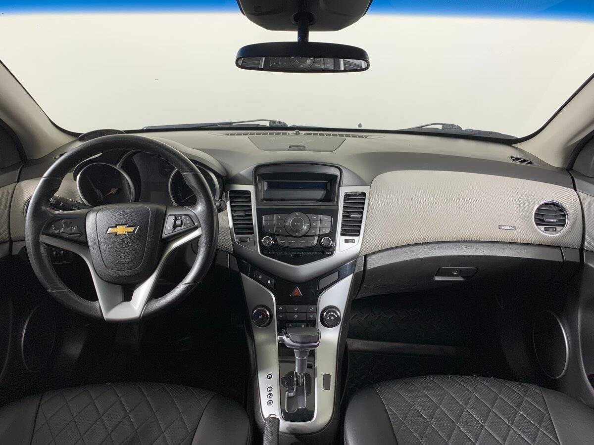 Купить Chevrolet Cruze с пробегом. Фото: #11