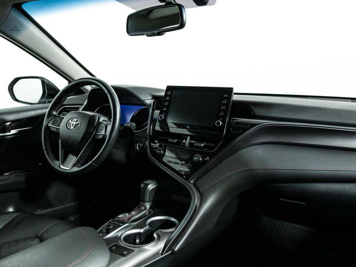 Купить Toyota Camry с пробегом. Фото: #8