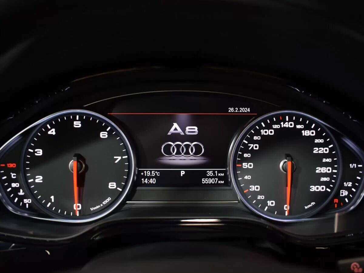 Купить Audi A8 с пробегом. Фото: #15