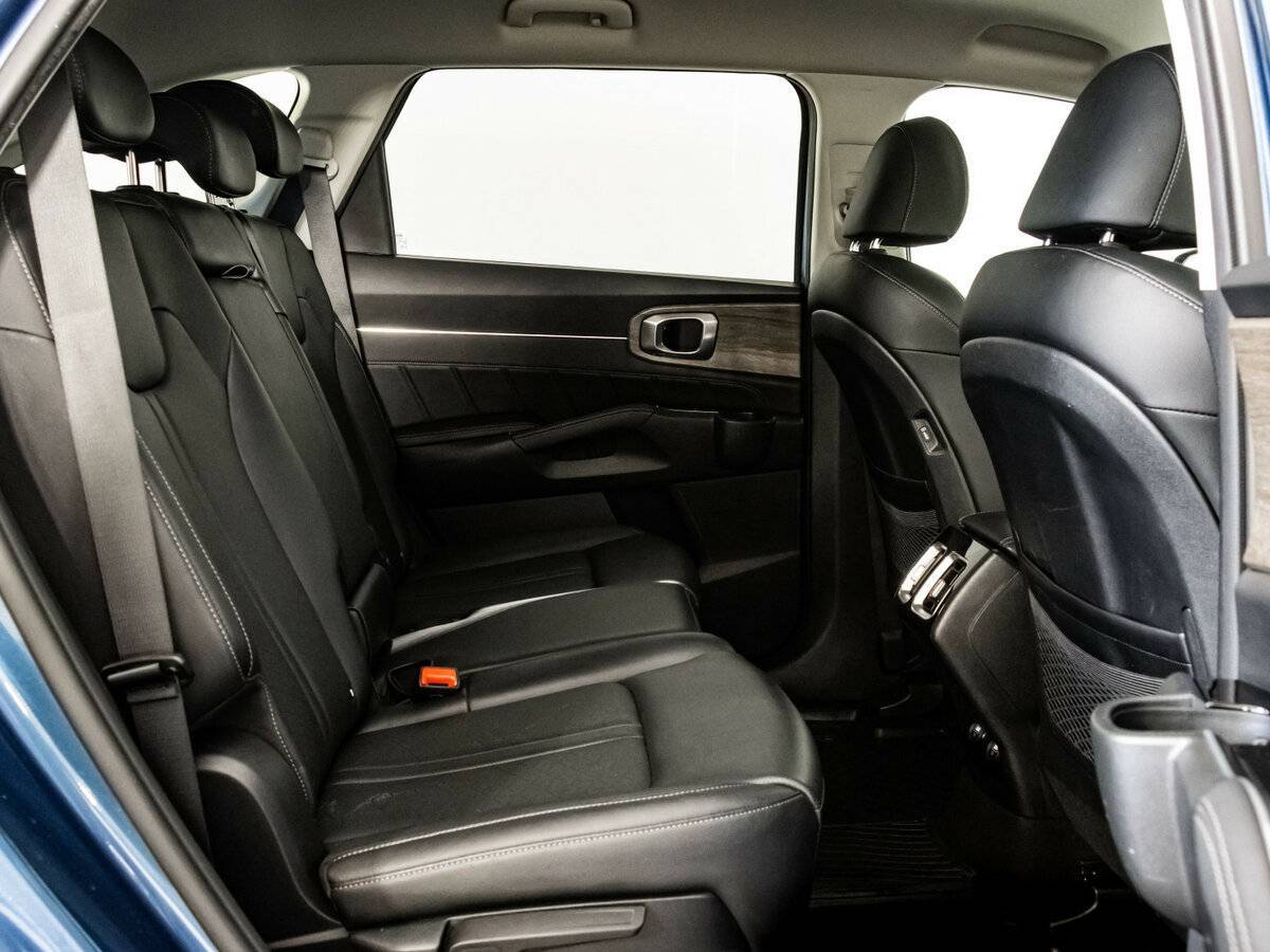 Купить Kia Sorento с пробегом. Фото: #14