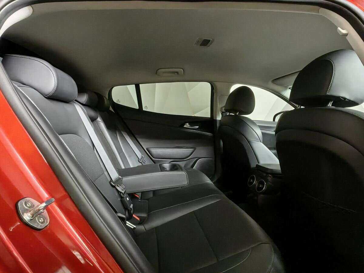 Купить Kia Stinger с пробегом. Фото: #11