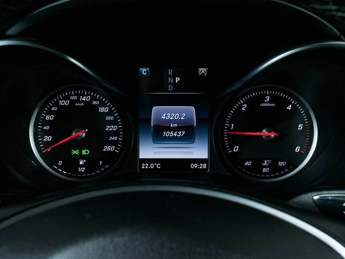 Купить Mercedes-Benz GLC с пробегом. Фото: #11