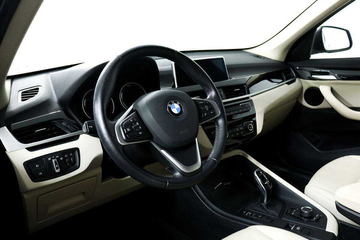 Купить BMW X1 с пробегом. Фото: #12