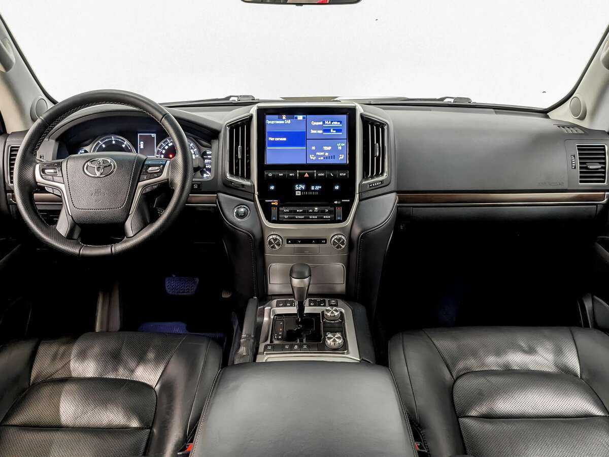 Купить Toyota Land Cruiser с пробегом. Фото: #11