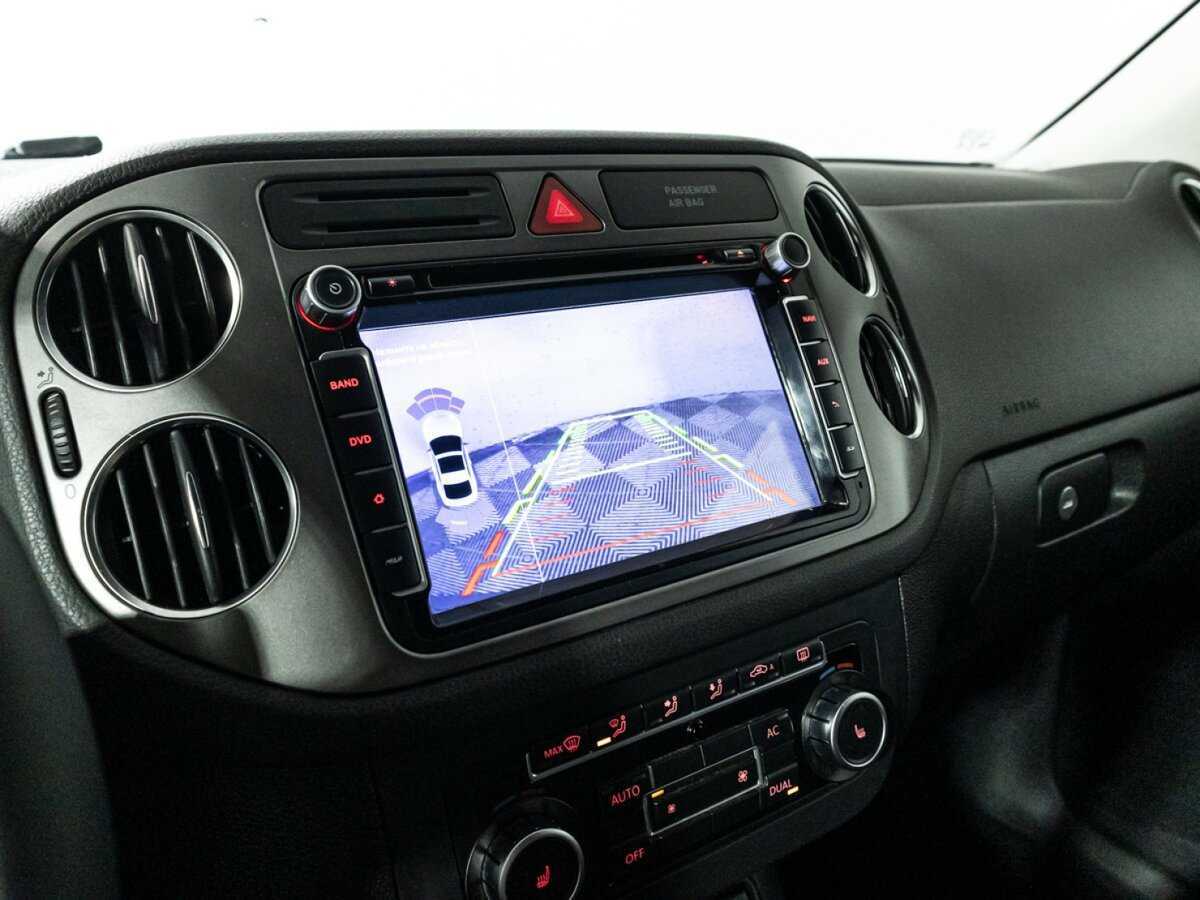 Купить Volkswagen Tiguan с пробегом. Фото: #15