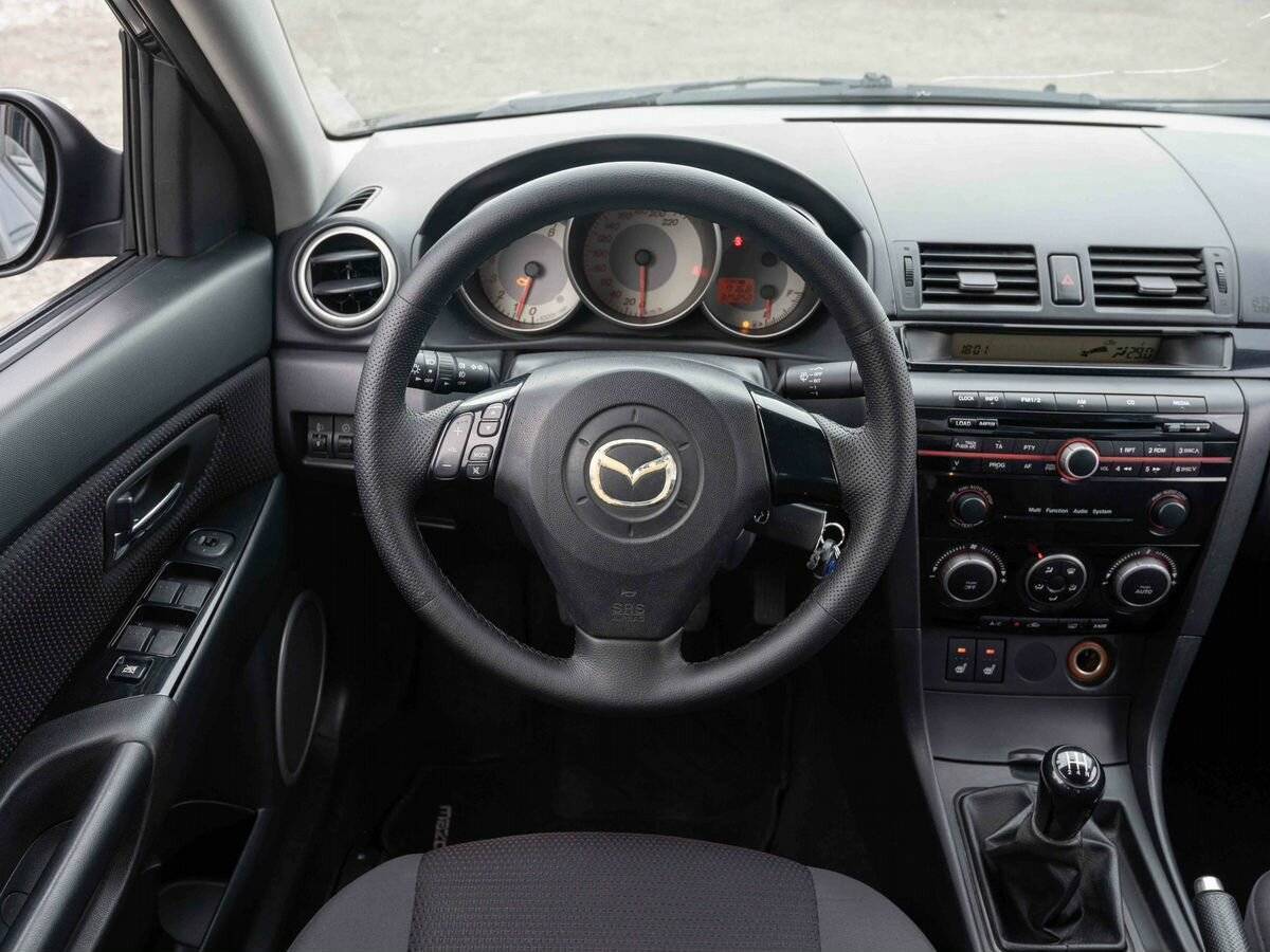 Купить Mazda 3 с пробегом. Фото: #14