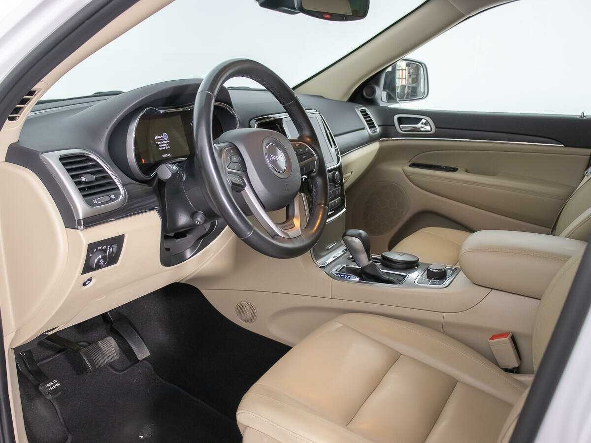 Купить Jeep Grand Cherokee с пробегом. Фото: #9