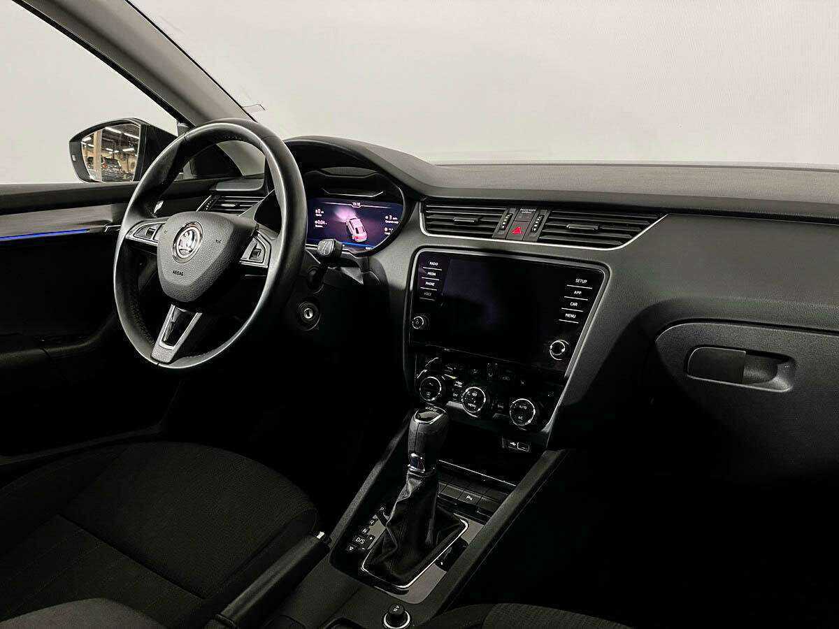 Купить Skoda Octavia с пробегом. Фото: #8