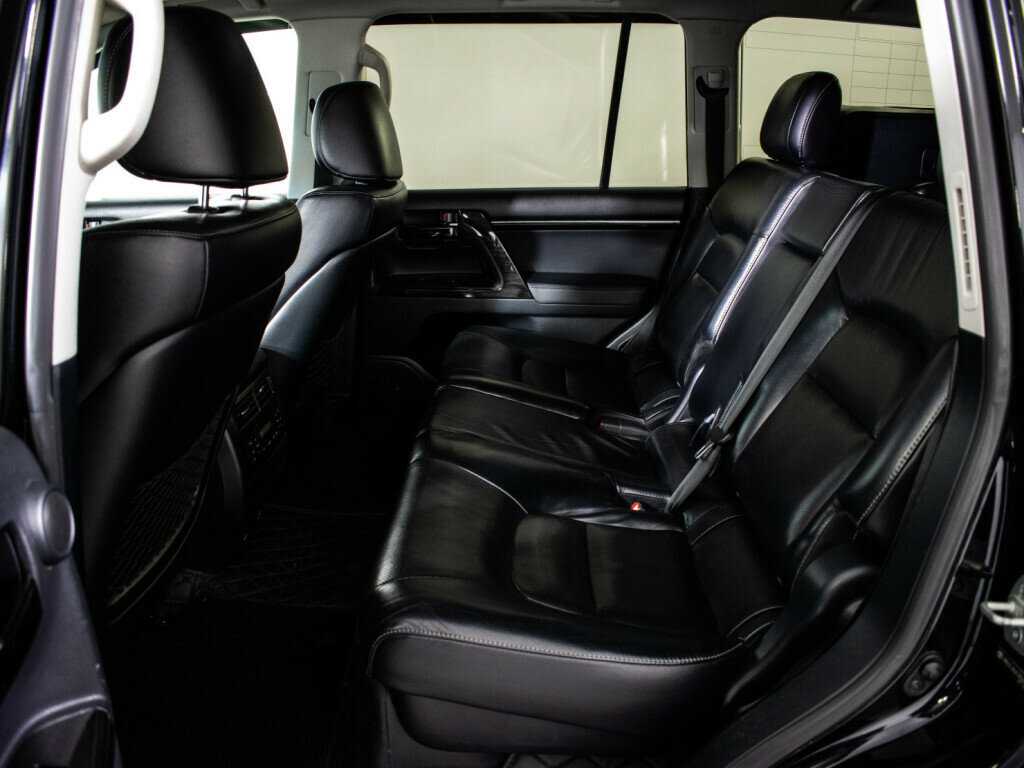 Купить Toyota Land Cruiser с пробегом. Фото: #9
