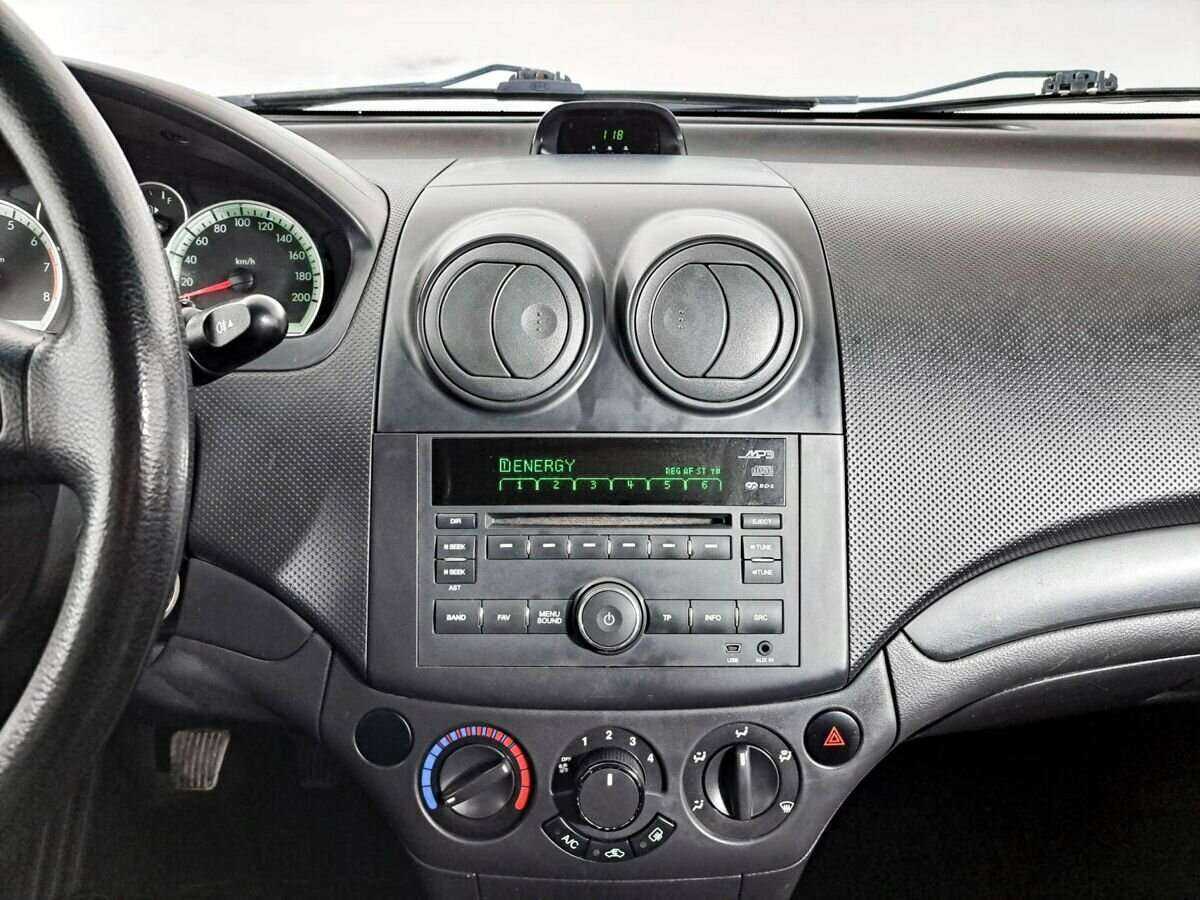 Купить Chevrolet Aveo с пробегом. Фото: #12