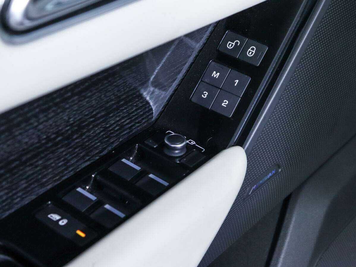 Купить Land Rover Range Rover Velar с пробегом. Фото: #16