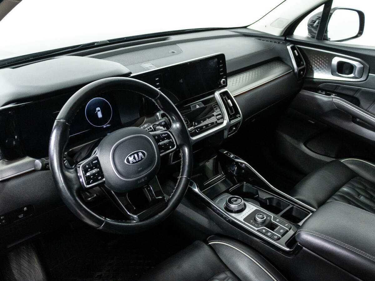 Купить Kia Sorento с пробегом. Фото: #10