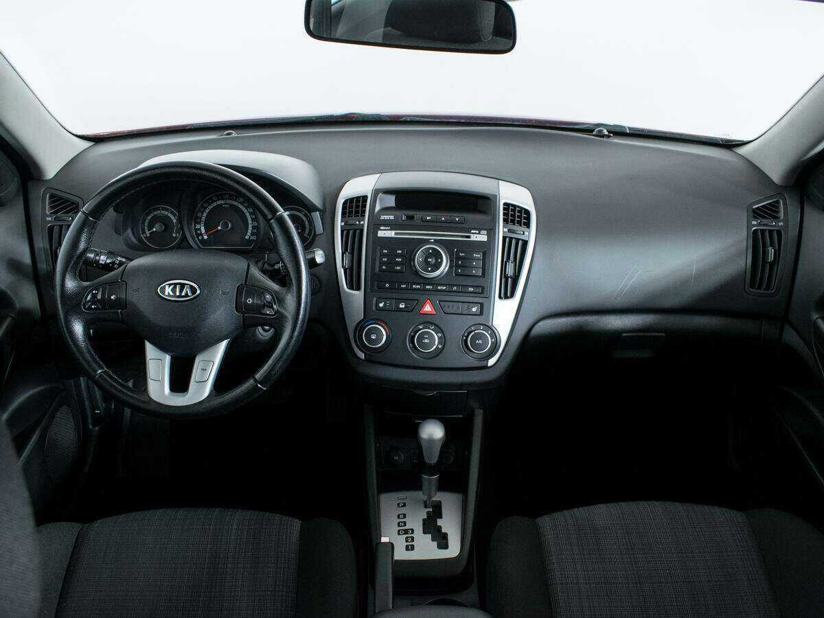 Купить Kia Ceed с пробегом. Фото: #10