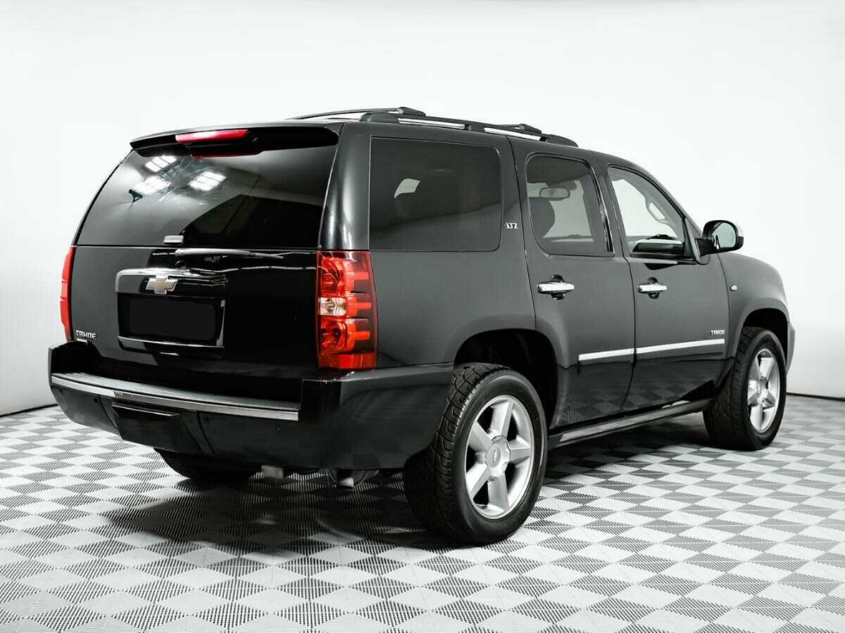 Купить Chevrolet Tahoe с пробегом. Фото: #3