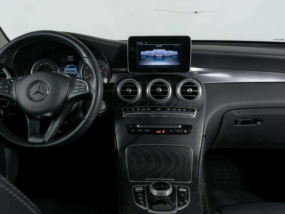 Купить Mercedes-Benz GLC с пробегом. Фото: #9