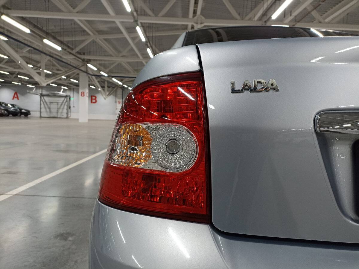 Купить Lada (ВАЗ) Priora с пробегом. Фото: #8