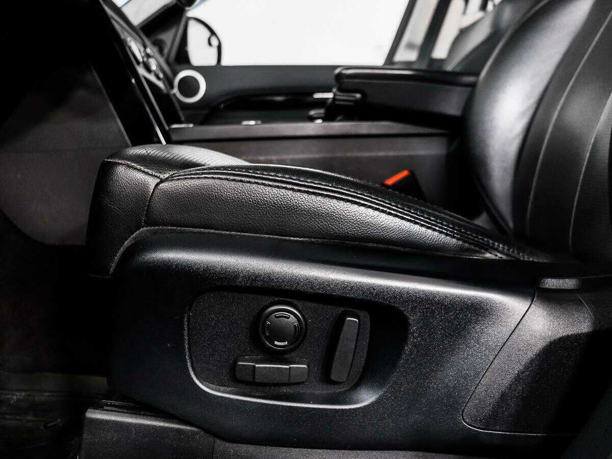 Купить Land Rover Discovery с пробегом. Фото: #9
