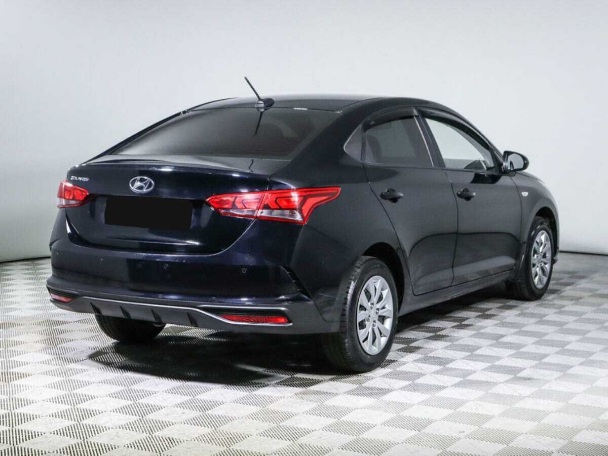 Купить Hyundai Solaris с пробегом. Фото: #3