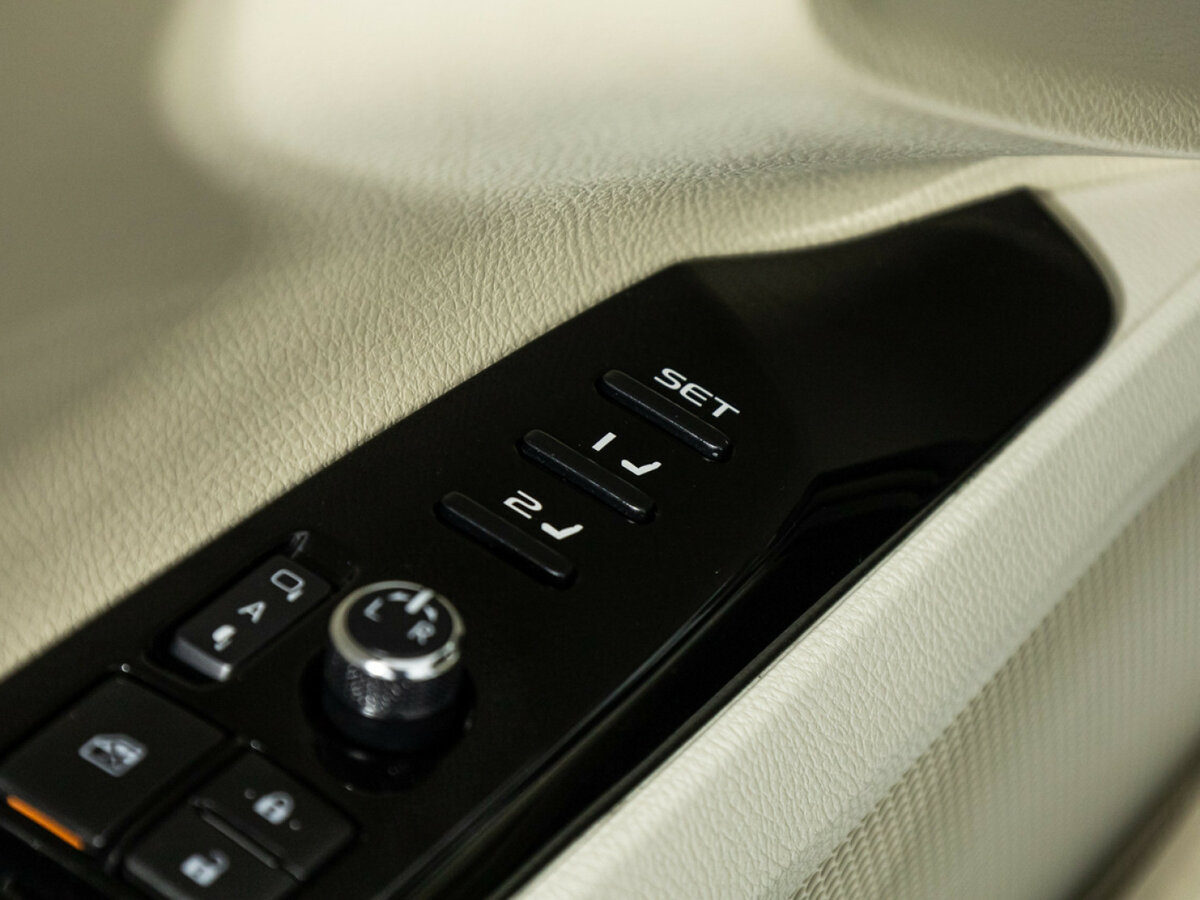 Купить Toyota Camry с пробегом. Фото: #13