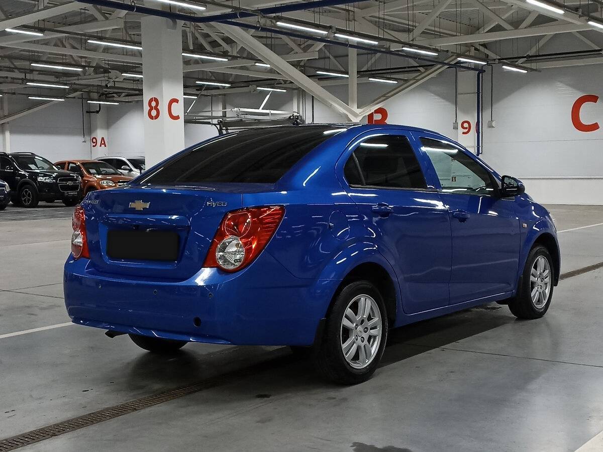 Купить Chevrolet Aveo с пробегом. Фото: #4