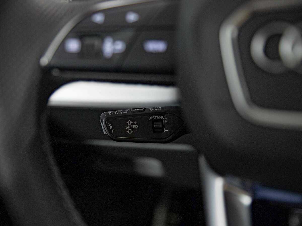 Купить Audi Q8 с пробегом. Фото: #9