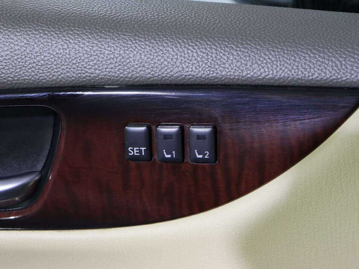 Купить Infiniti EX с пробегом. Фото: #19