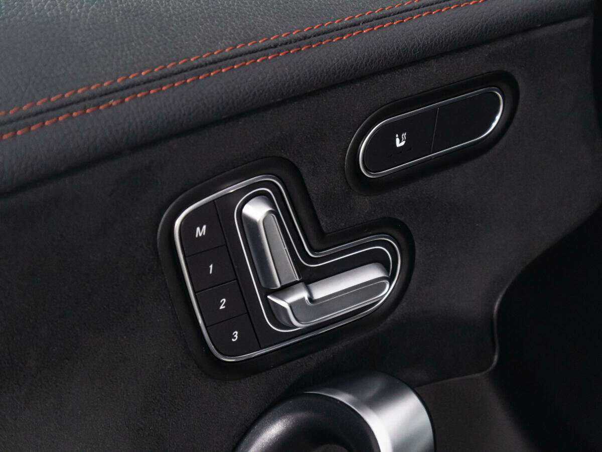 Купить Mercedes-Benz CLA с пробегом. Фото: #13
