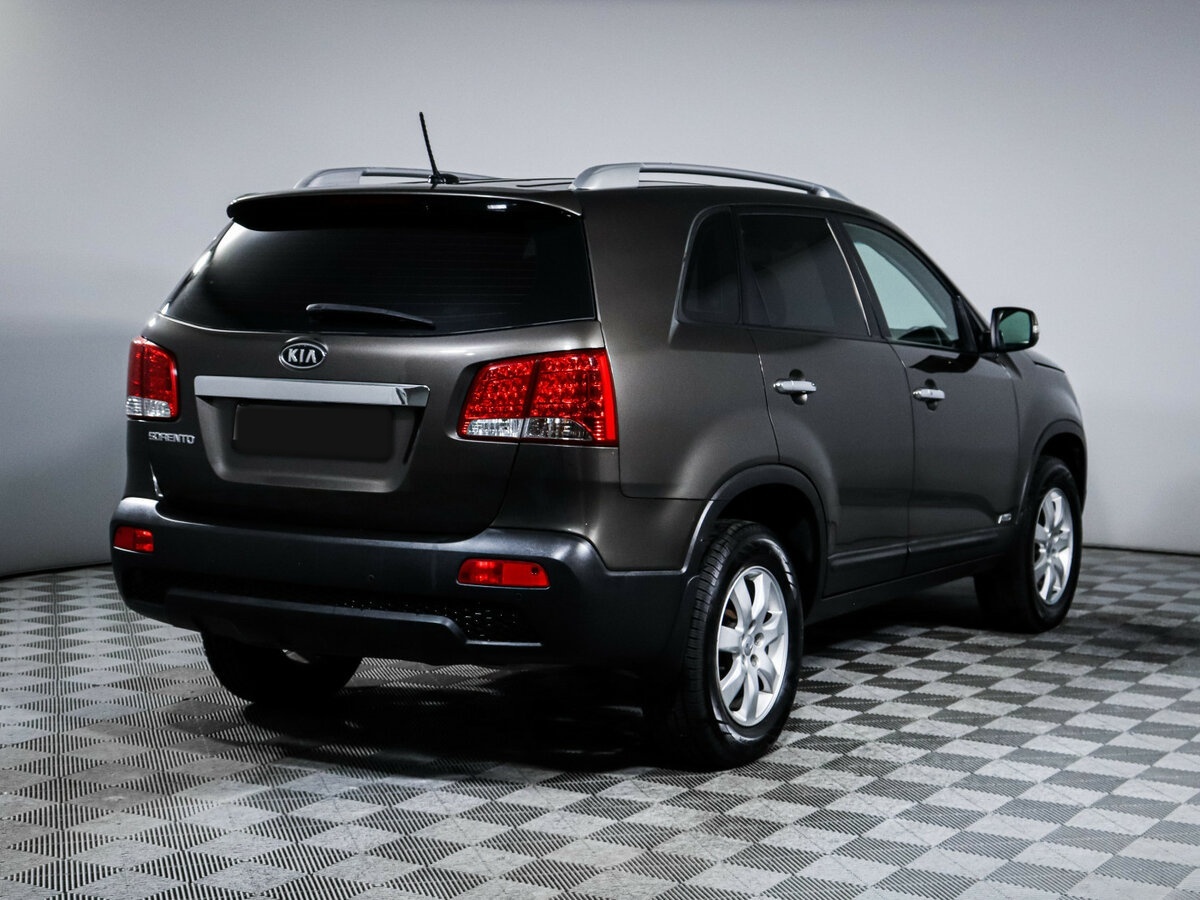 Купить Kia Sorento с пробегом. Фото: #4
