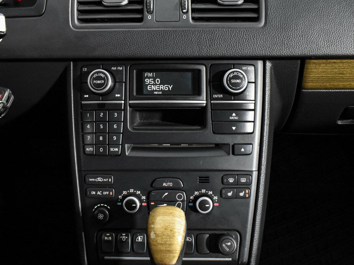 Купить Volvo XC90 с пробегом. Фото: #13