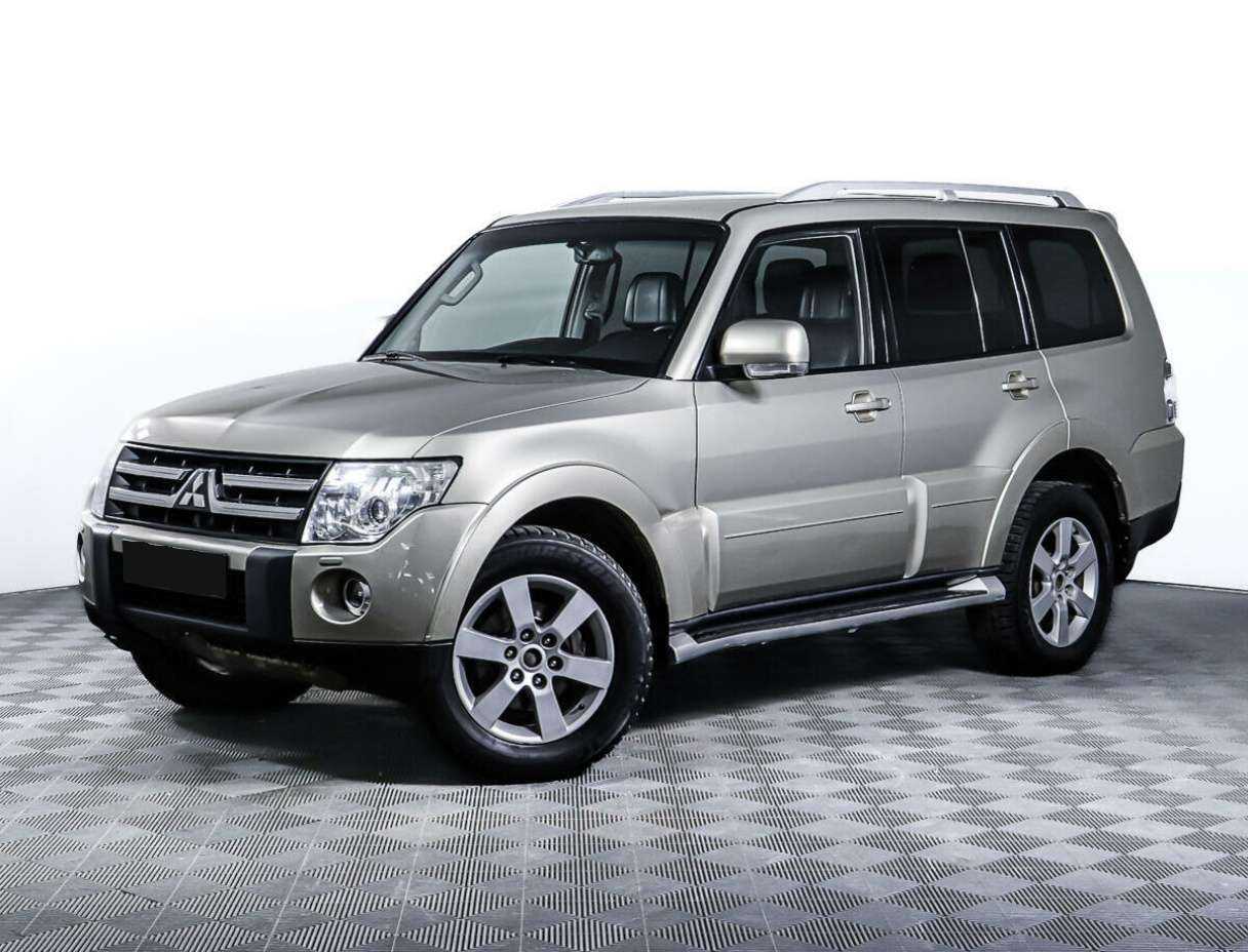 Купить Mitsubishi Pajero с пробегом. Фото: #0