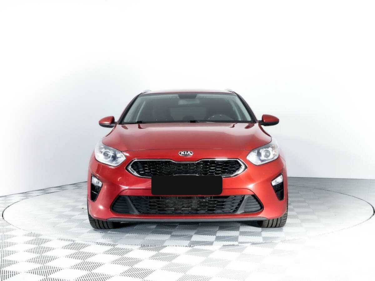 Купить Kia Ceed с пробегом. Фото: #1