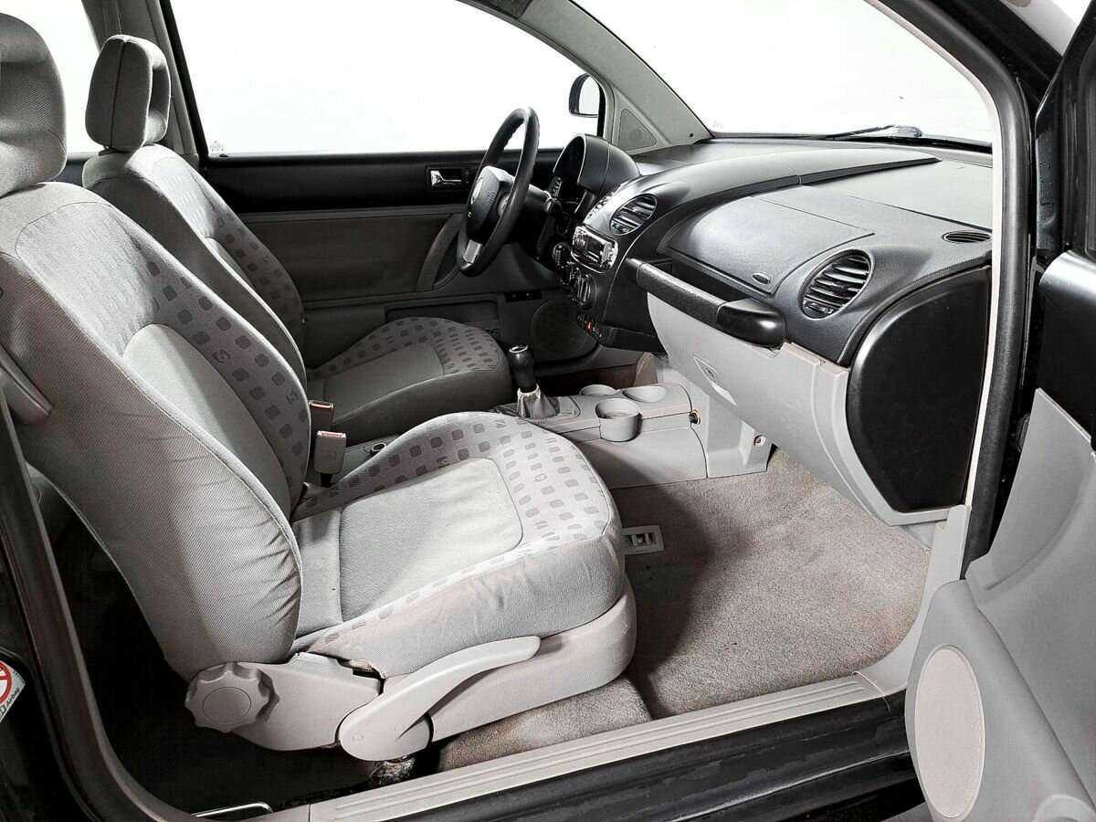 Купить Volkswagen Beetle с пробегом. Фото: #8