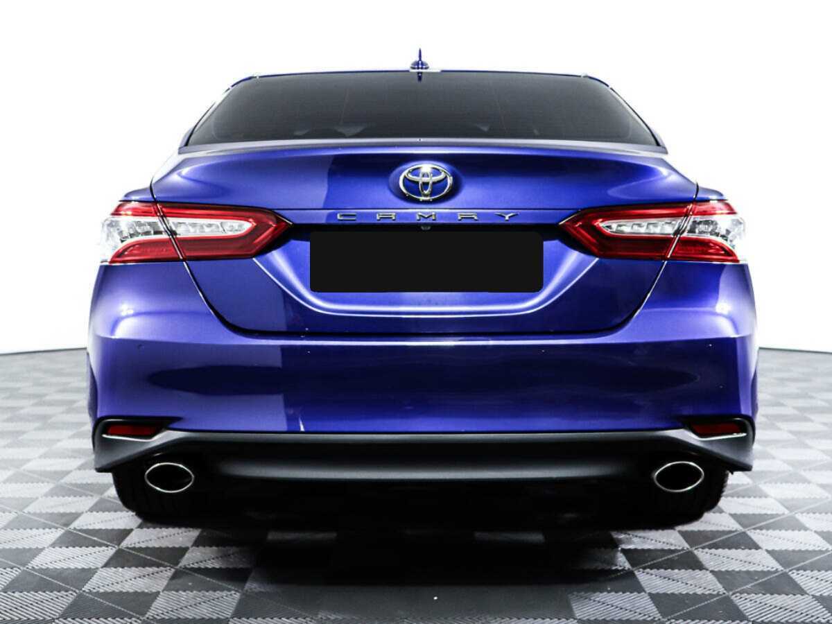 Купить Toyota Camry с пробегом. Фото: #4