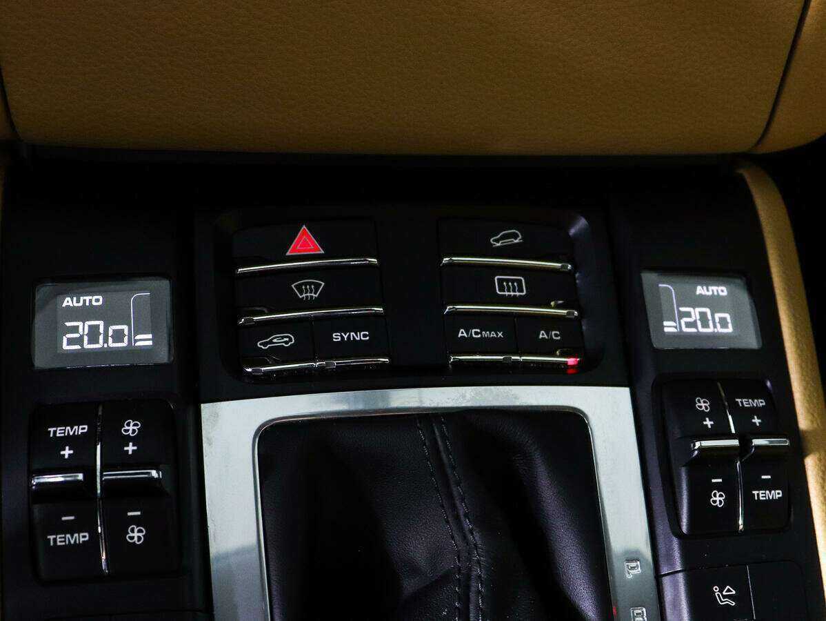 Купить Porsche Macan с пробегом. Фото: #10