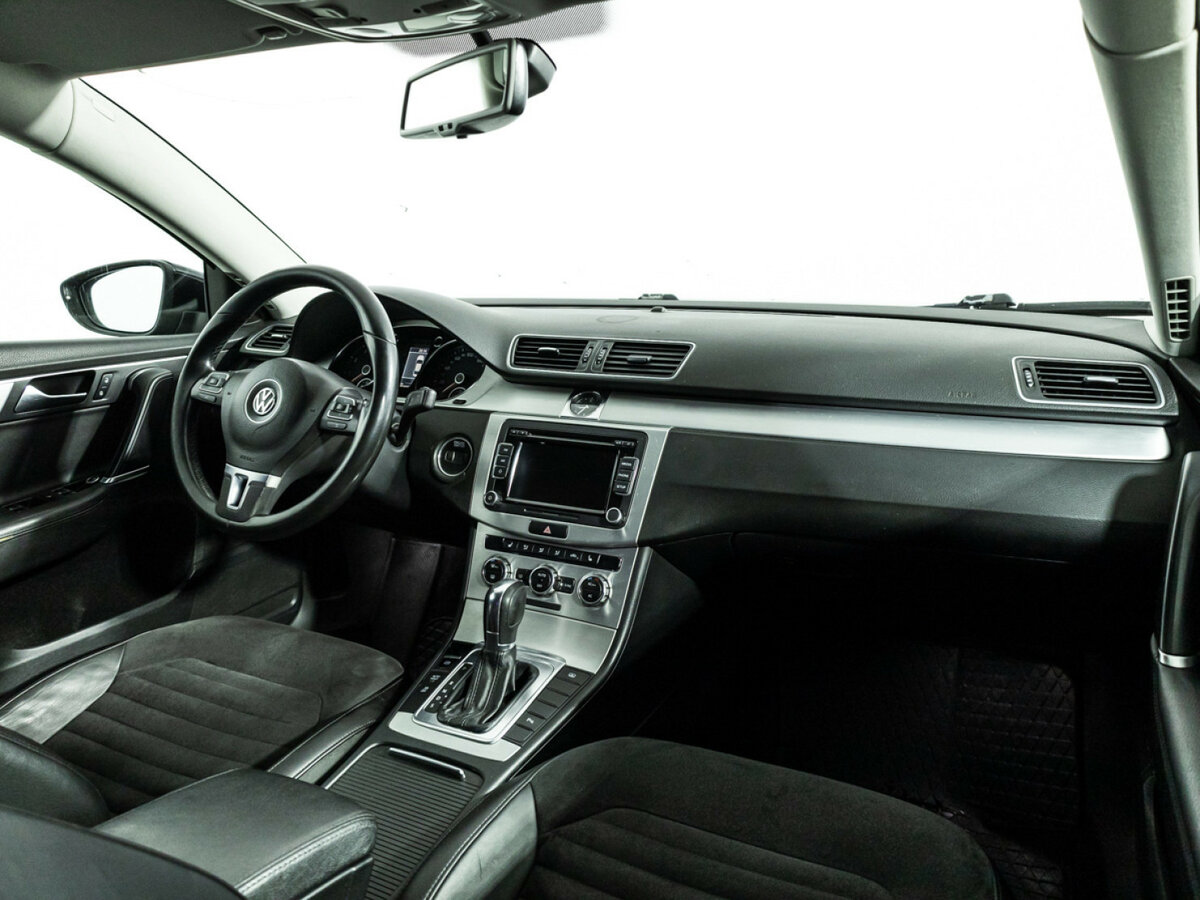 Купить Volkswagen Passat с пробегом. Фото: #7